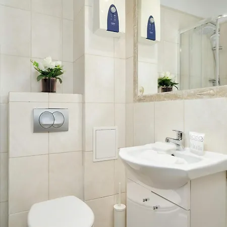 Appartamento Wyjatkowy Z Balkonem By Renters