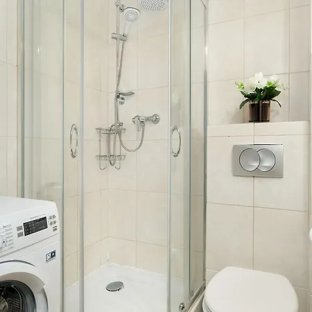 Wyjatkowy Z Balkonem By Renters Poznań