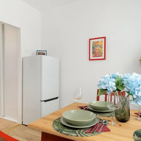 Lägenhet Wyjatkowy Z Balkonem By Renters Poznań