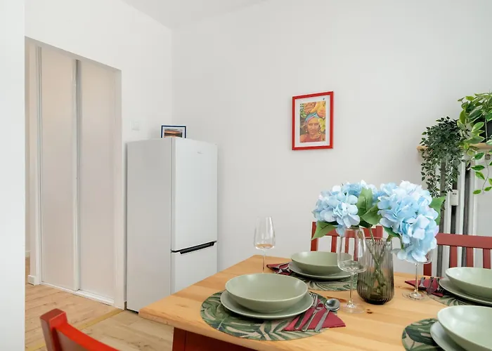 Daire Przytulny Na Grunwaldzie Z Parkingiem By Renters Poznan